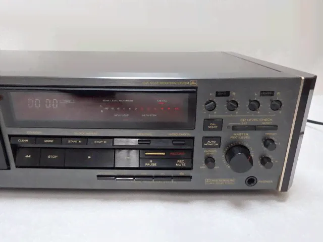 товар продается как нерабочий TEAC Teac V-970X кассетный магнитофон пульт ДУ в комплекте