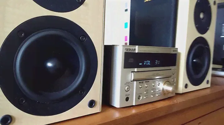 HI-FI CD RECECEIVER TEAC CR H100 / SPEAKERS LS-303U