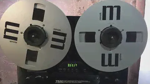 Катушечный магнитофон Teac X 2000R