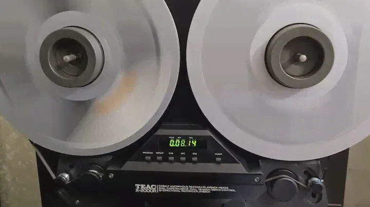 Катушечный магнитофон Teac X 2000R