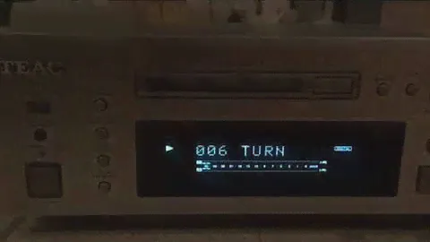 Mini disc display teac