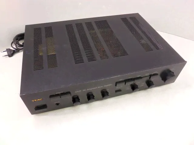 Интегральный усилитель TEAC A-X55-3
