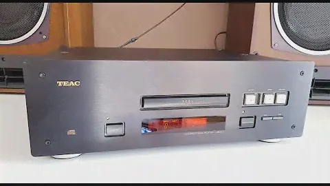 TEAC Compact Disc Player VRDS-7 - Test after repair and maintenance