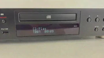 TEAC CD-P650 CD Player MP3 USB Recorder iPod Play - Mint Condition