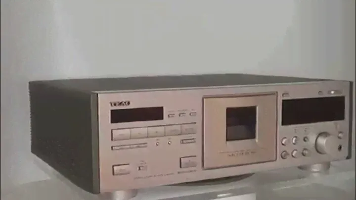 Teac V-8000S