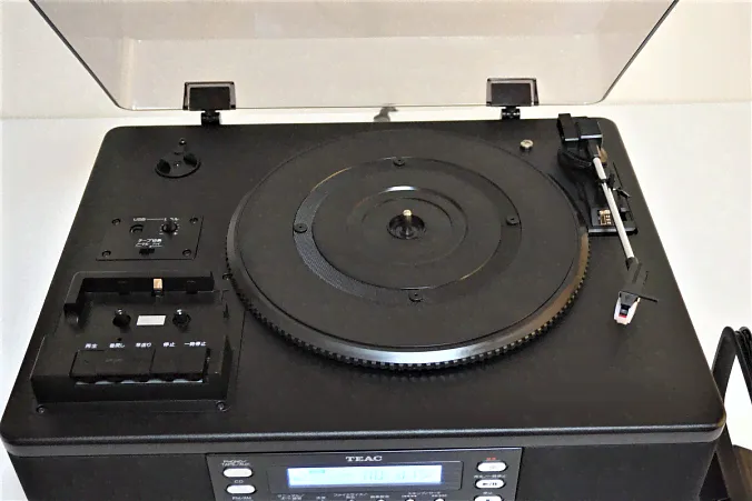 TEAC LP-R550-2