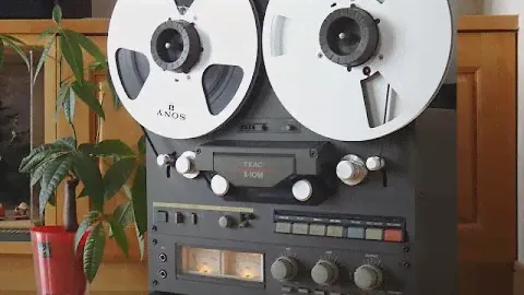 Old But Cool Vintage Audio / TEAC Reel To Reel X-10M