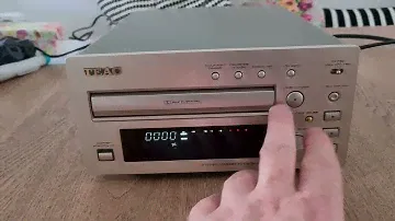 TEAC R-H300 MIDI Tapedeck