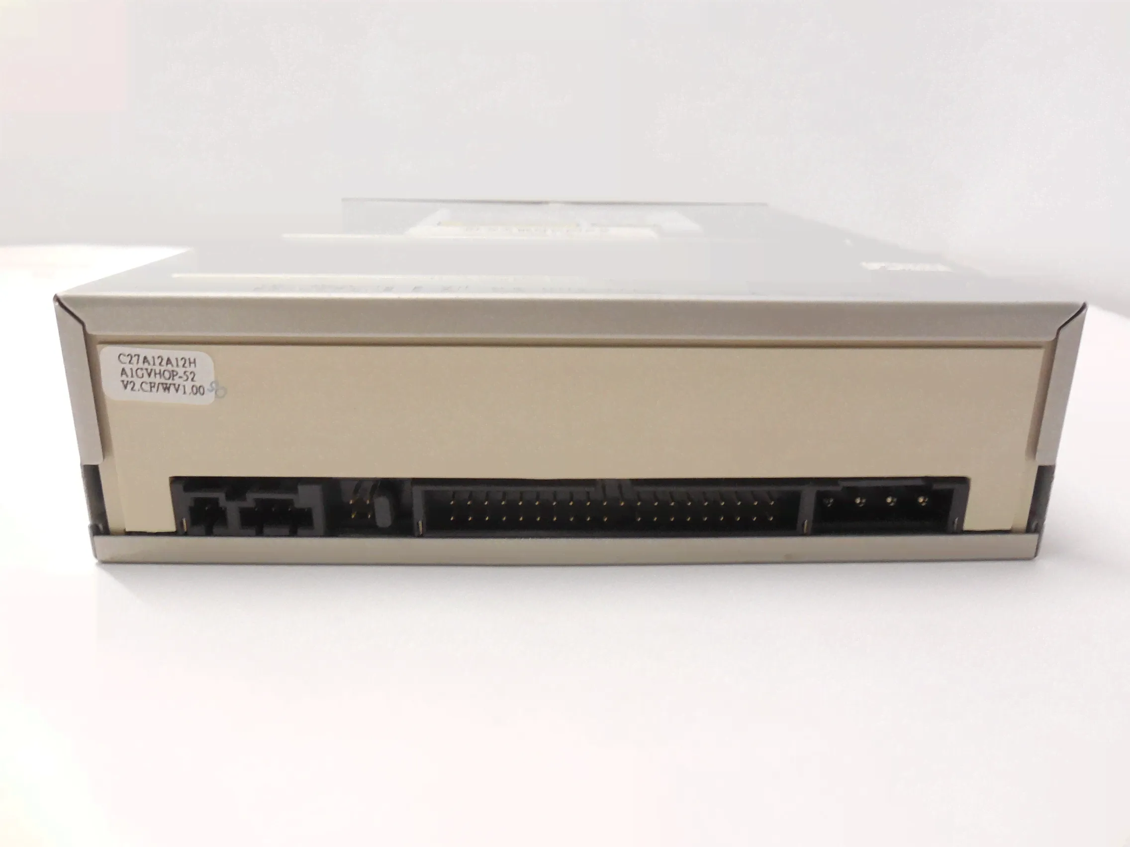 Легенда! Привод CD ROM TEAC CD-552E-2
