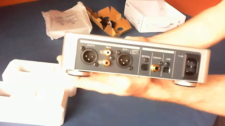 www.saigonhd.com - Teac UD H01 Unboxing