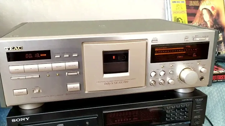 Кассетная дека Teac V-8000S