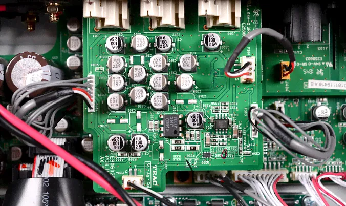 TEAC AX-505 Silver-1
