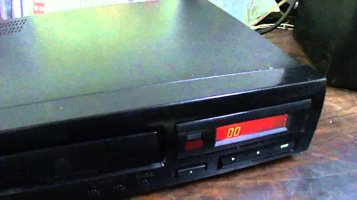 O Rei do Som - CD Player Teac CD-P1100