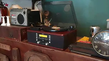 TEAC LP-R550USB đẹp 98%, giá 2tr500k