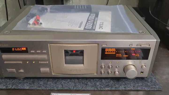 Кассетная дека Teac V 7000