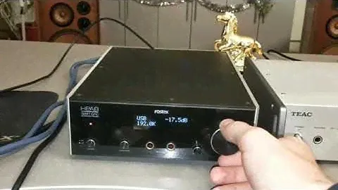 Fostex HP-A8 vs Teac UD-501 (прямое сравнение).