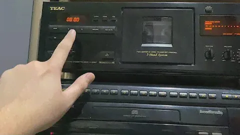 TEAC V-3000 Tape Deck
