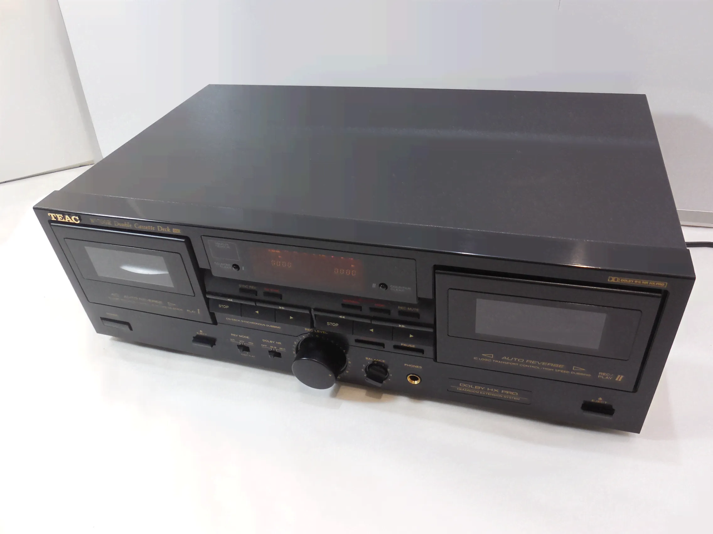 Кассетная дека TEAC W-700R-2