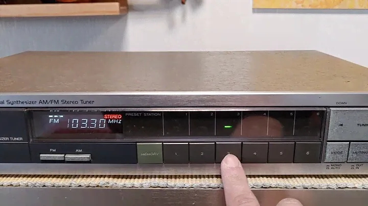 TEAC T-707 Digital Synthesizer AM/FM Stereo Tuner