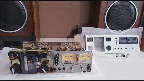 TEAC A-400 Stereo Cassette Deck (y.1975') Look inside after repair/maintenance