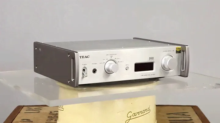 TEAC UD 501 DAC (Silver)