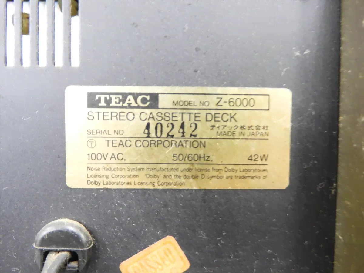* TEAC Teac Z-6000 кассетный магнитофон * продаю как нерабочий *-1