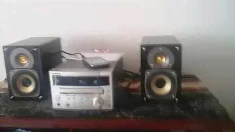 TEAC CR-H100, SYSTEM HI-FI